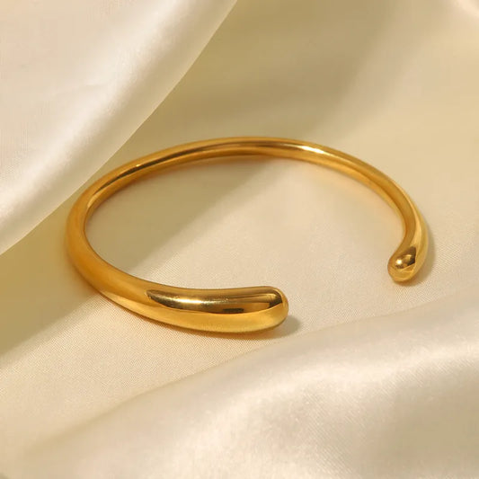 Elegant Circle Stainless Steel 18k Gold Plated Bangle